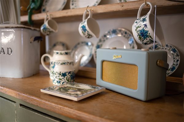 Retro China and Roberts Radio